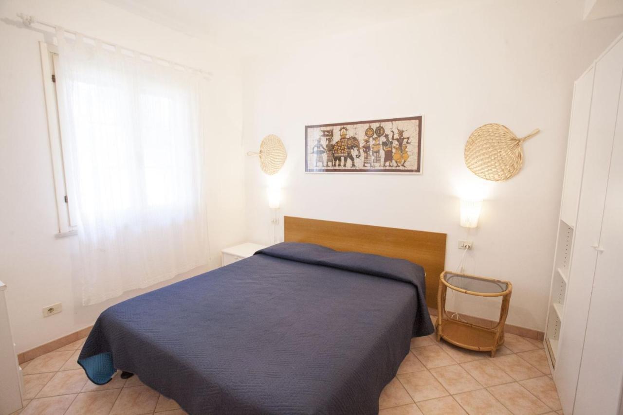 Appartamenti Villa Anna - Goelba カポリーヴェリ エクステリア 写真