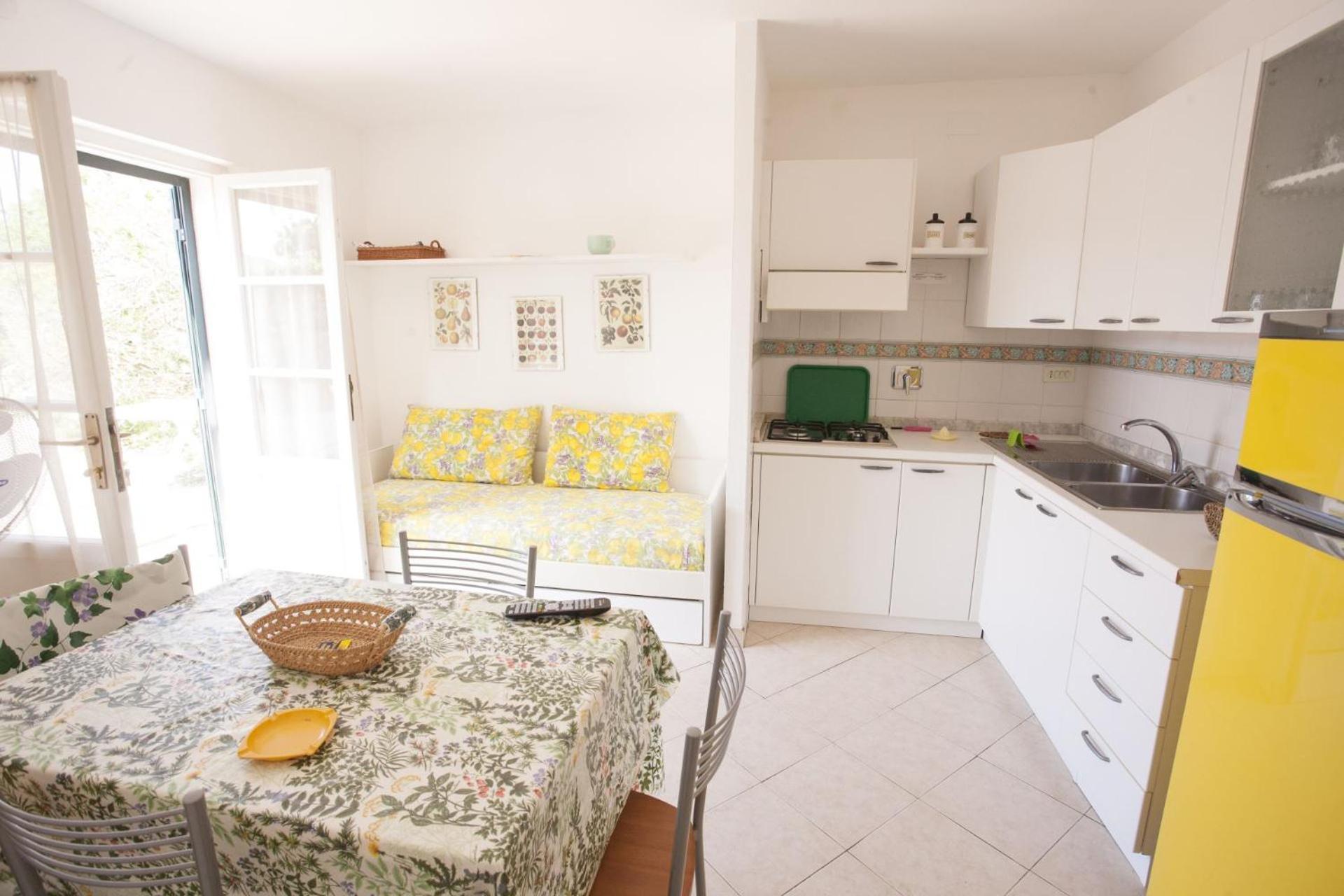 Appartamenti Villa Anna - Goelba カポリーヴェリ エクステリア 写真