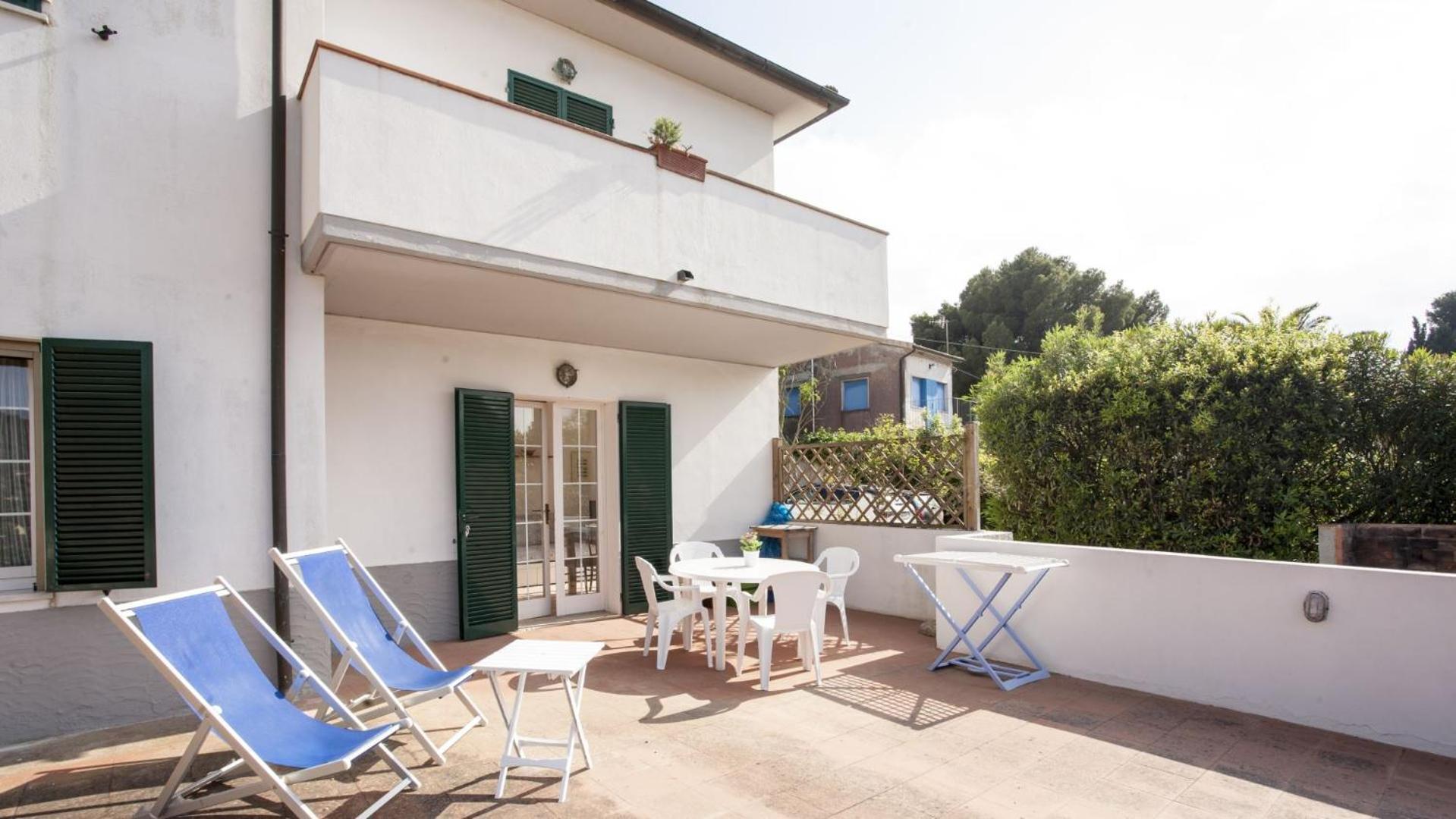 Appartamenti Villa Anna - Goelba カポリーヴェリ エクステリア 写真
